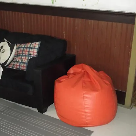 Alojamento Dona Jucunda فندق مبيت وإفطار *